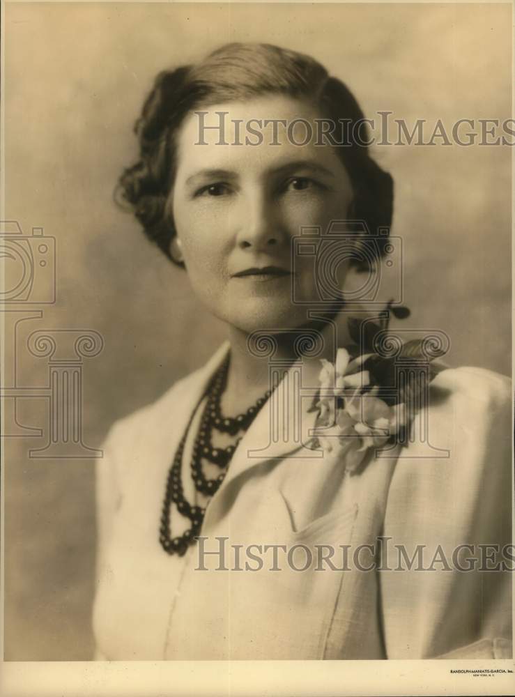 Mrs. K.P. Hull, 324 Park Hill Dr,  San Antonio, Texas-Historic Images