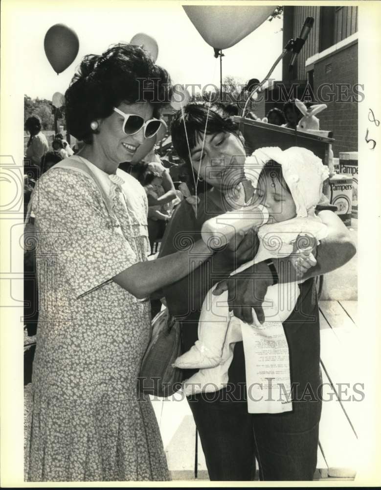 1987 Mary Alice Cisneros, Josis Castro & Kristie Castro- AVANCE-Historic Images