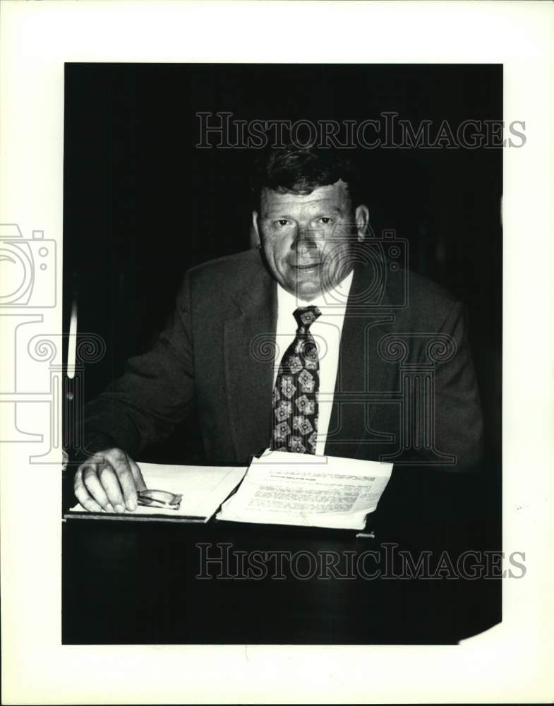 1994 New Converse City Manager Samuel Hughes at his office-Historic Images