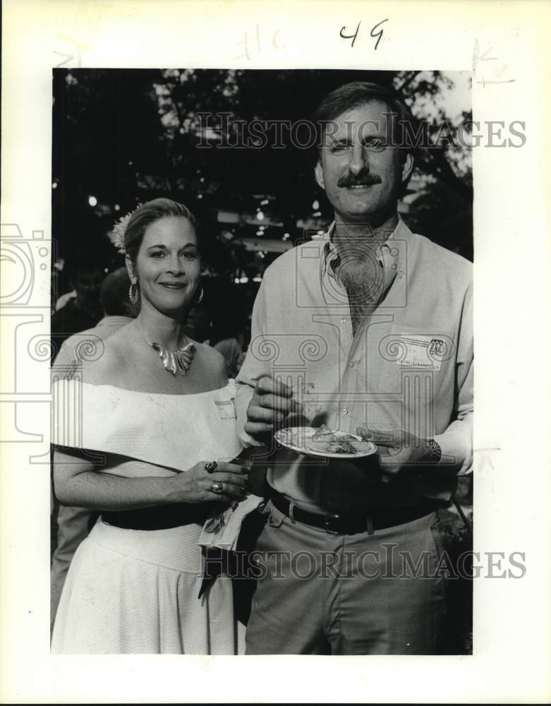 1987 Pat Keene and Ted Voss attend Kiwanis event at Plaza Juarez-Historic Images