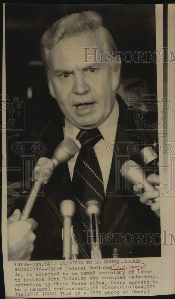 1975 Chief Federal Mediator W. J. Usery, Jr., Washington-Historic Images