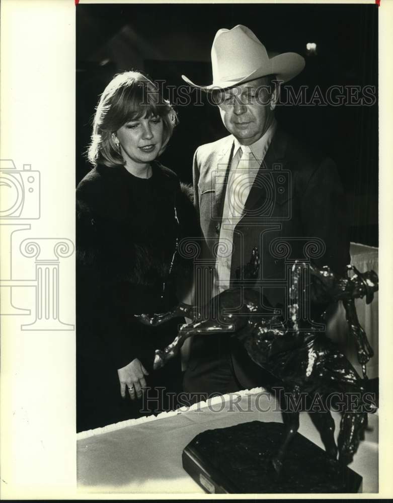 1984 Denise Holt &amp; Skip Glomb at Ariel House-Historic Images