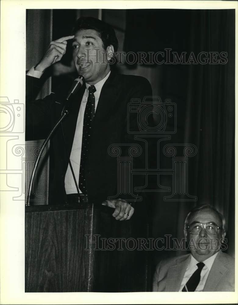 1988 Mayor Henry Cisneros speaking at Harlandale High School, Texas-Historic Images