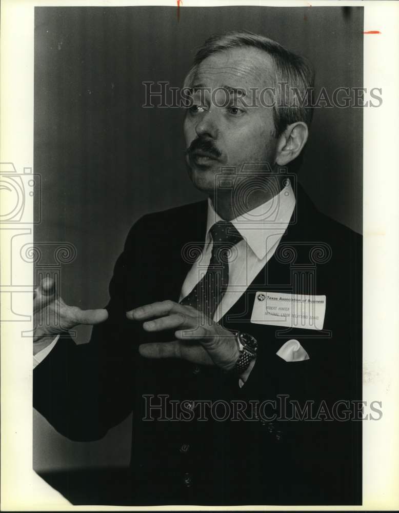 1985 Robert Hunter speaking at Texas Association of Business, Texas-Historic Images