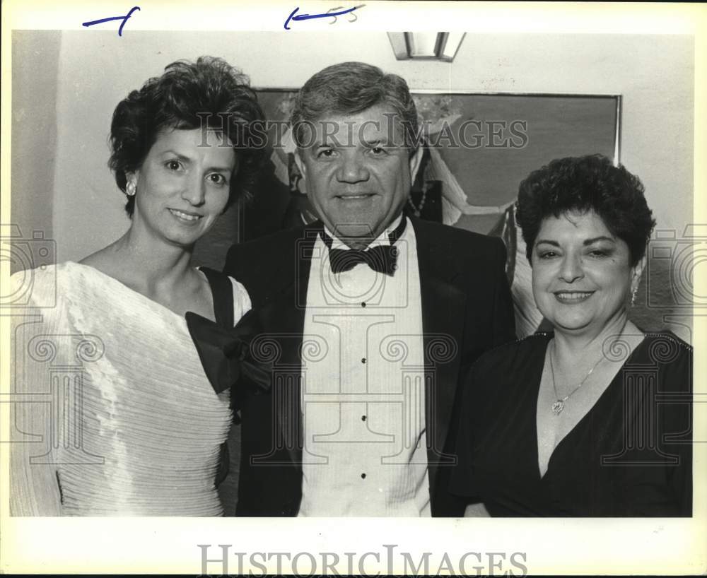 1988 Joe Bernal and guests at Premiere of &quot;Stand and Deliver,&quot; Texas-Historic Images