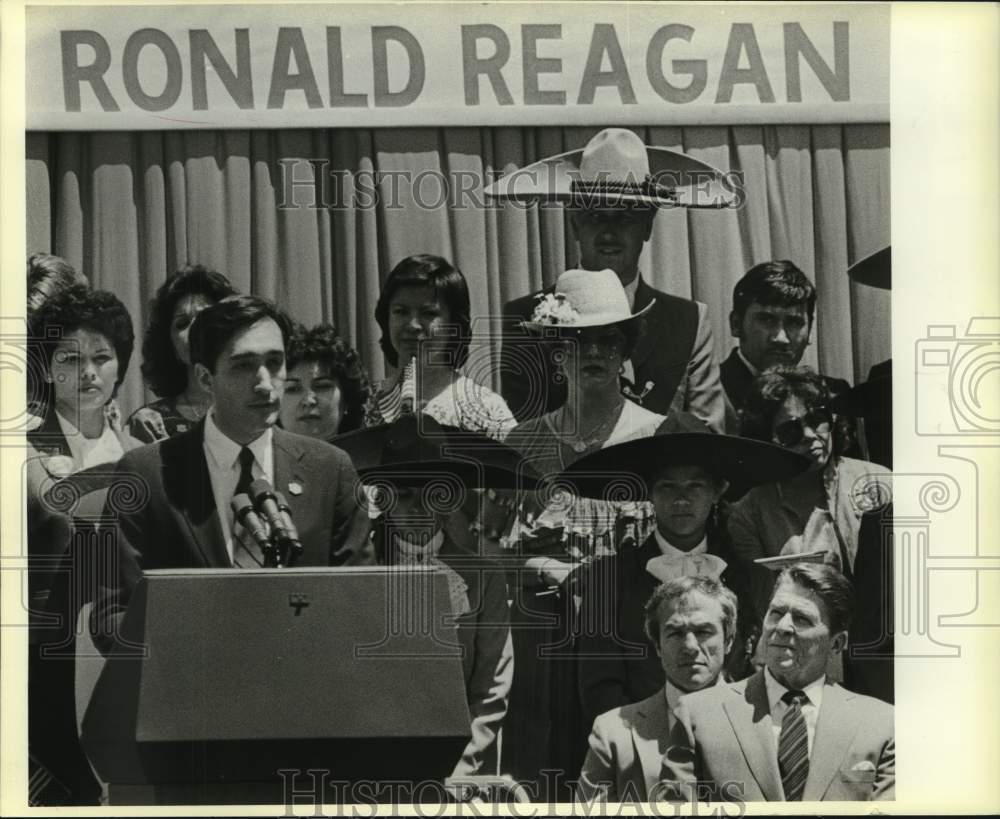 1983 Mayor Henry Cisneros and Ronald Reagan, Texas-Historic Images