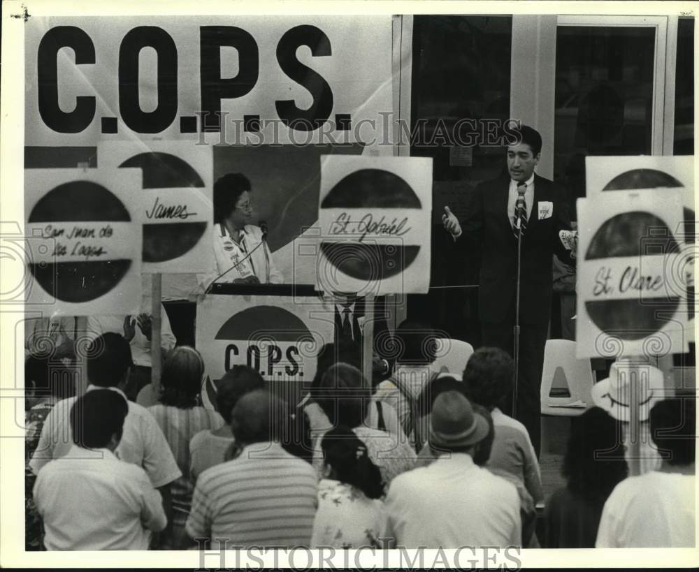 1989 Henry Cisneros speaking at COPS Rally for Library Board, Texas-Historic Images