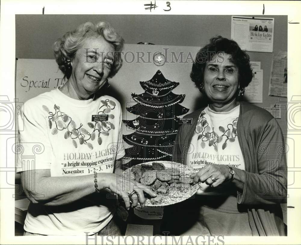 1989 Dotty Huffman, Fran Gibbs, San Antonio Convention Center-Historic Images