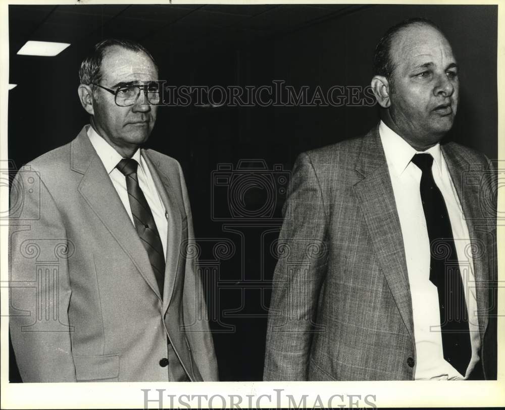 1987 Robert Hueck, Deputy Police Chief, Unidentified Man, Courthouse-Historic Images