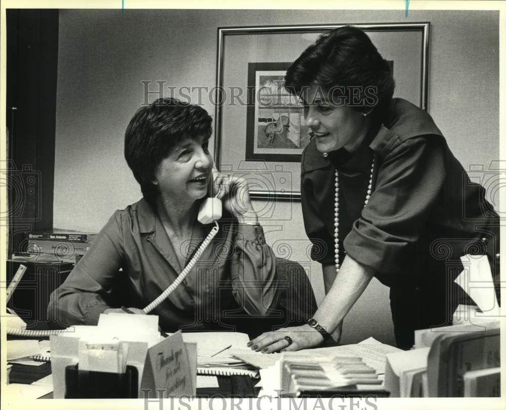 1986 Shirley Jensen and Sandra Moore-Pope at Women&#39;s Center, Texas-Historic Images