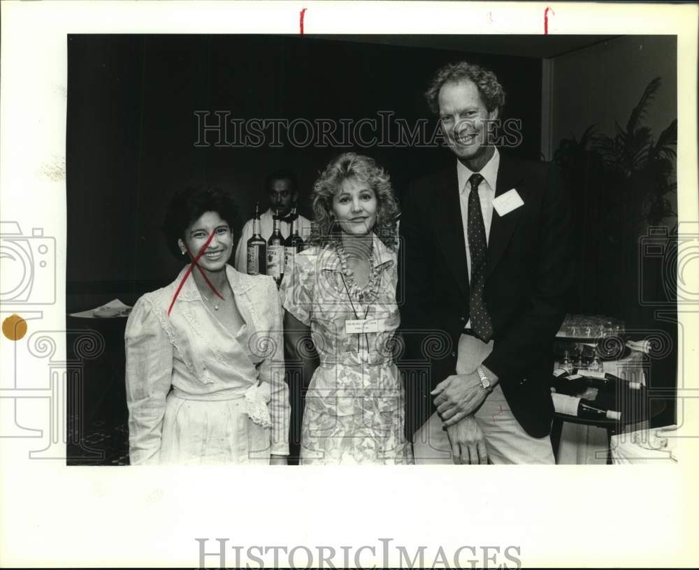 1986 Attendees at Junior Forum Kickoff for &quot;Celebrate San Antonio&quot;-Historic Images