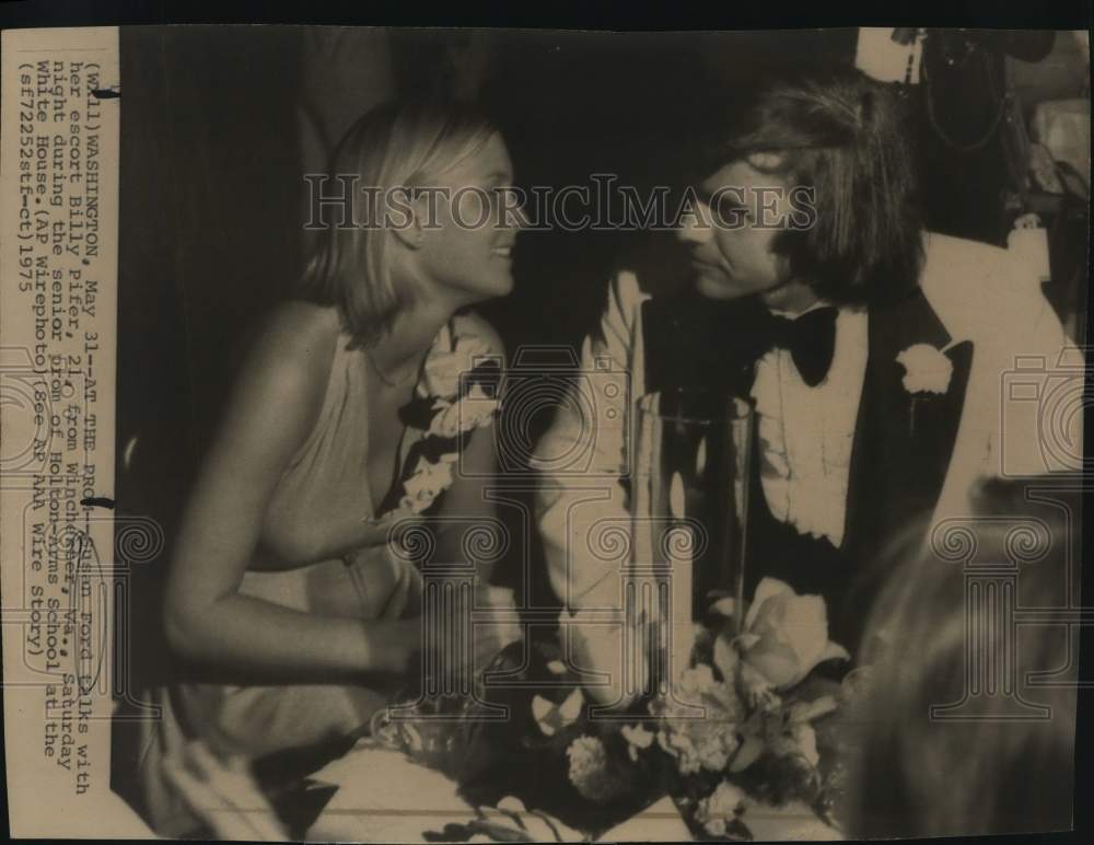1975 Susan Ford and escort Billy Pifer at Senior Prom, Washington-Historic Images