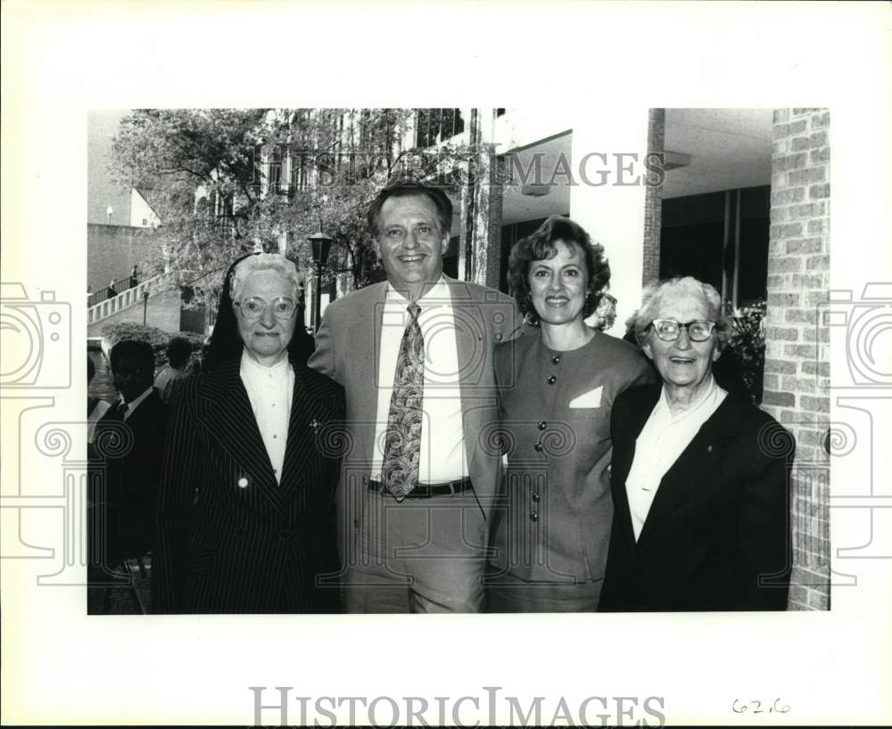 1991 Chuck Van Vorst and guests attending pre Sinatra Party, Texas-Historic Images