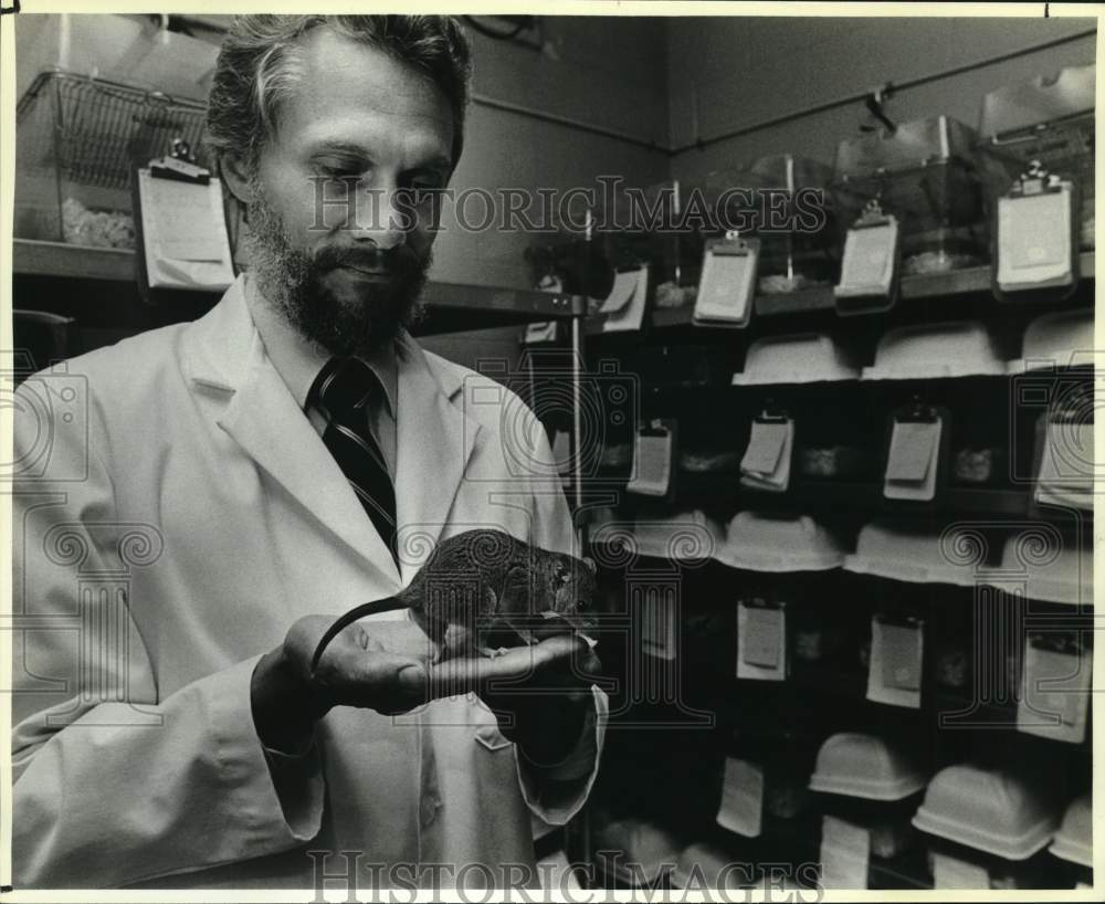 1989 Dr. John Vandeberg, Southwest Research, with marsupial, Texas-Historic Images