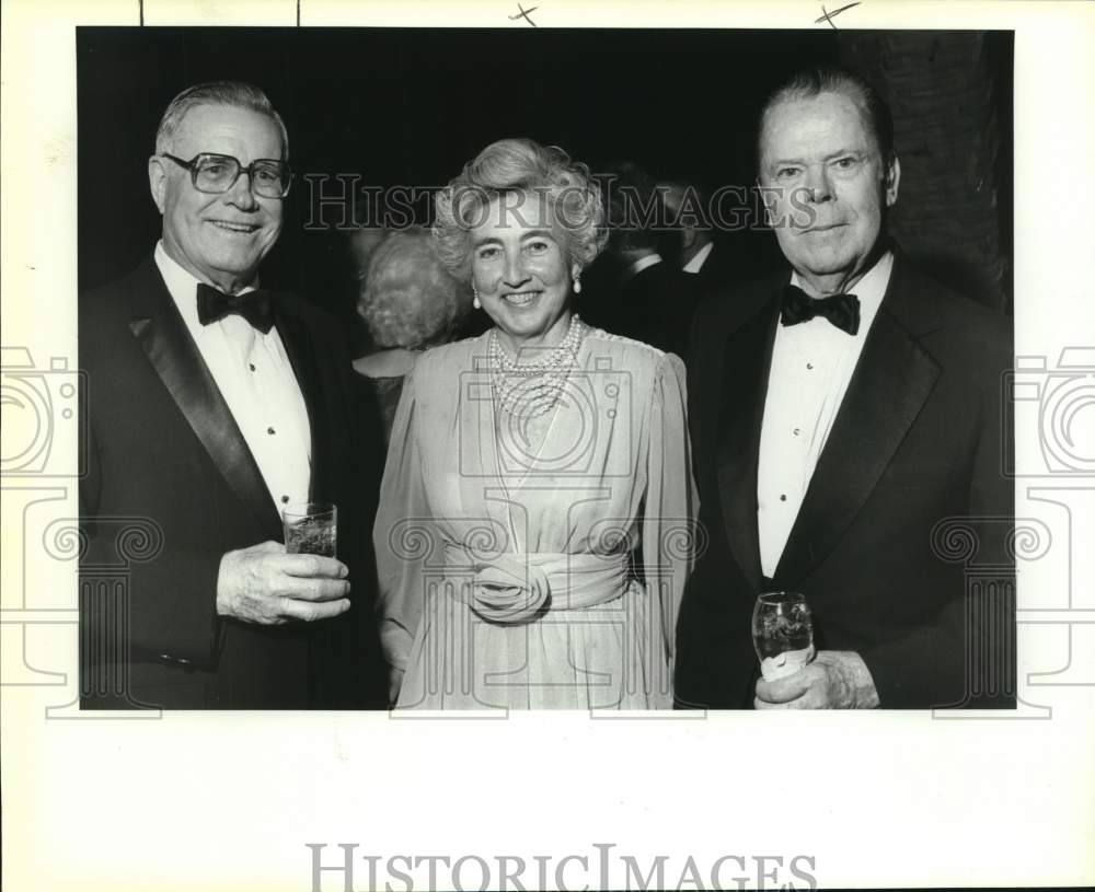 1989 Gaines Voigt, Maggie Block & Walter Mathis at McNay Art Museum-Historic Images