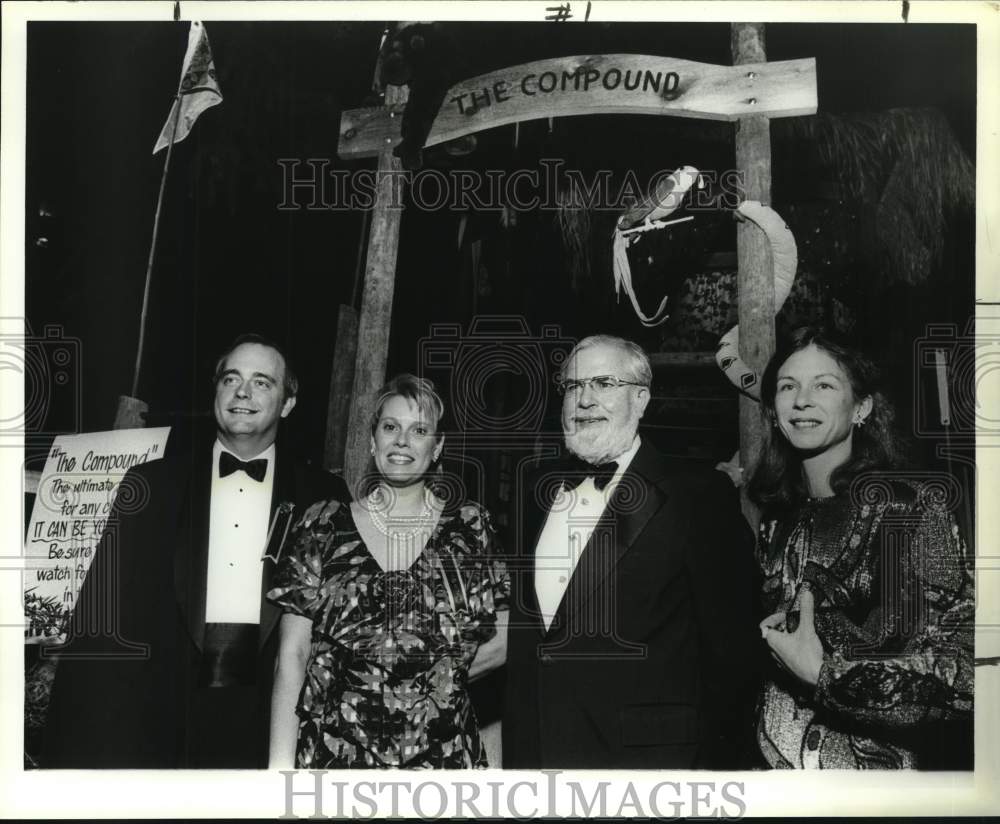1989 Tres & Peni Basse, Tim & Karen Hixon, San Antonio Zoo Ball-Historic Images