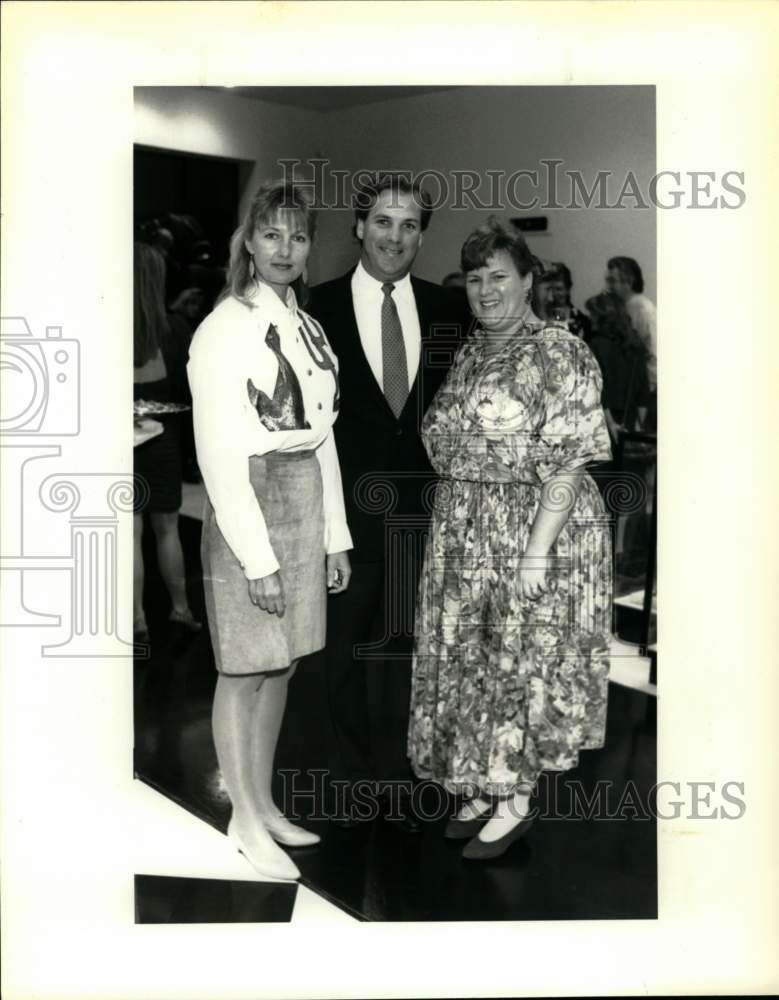 1991 Gusts attending the Tootsie's Cattle Baron's Preview-Historic Images