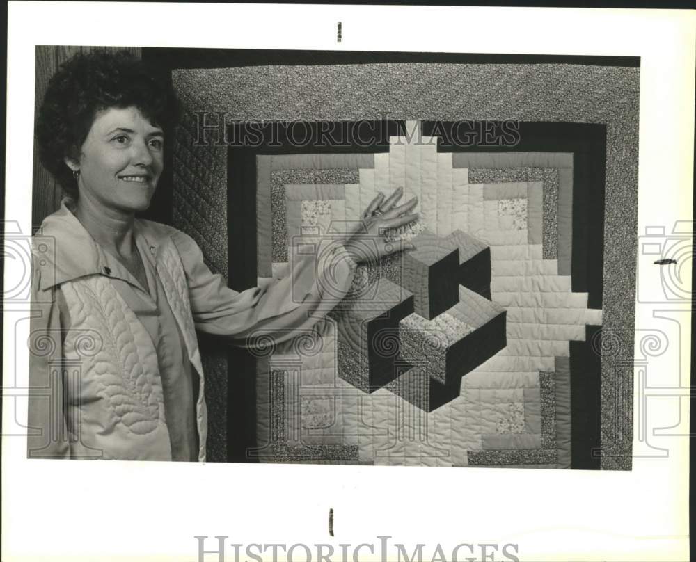 1985 Carol Leak, quilter, "Come'n Try Needlecrafts" contest winner-Historic Images