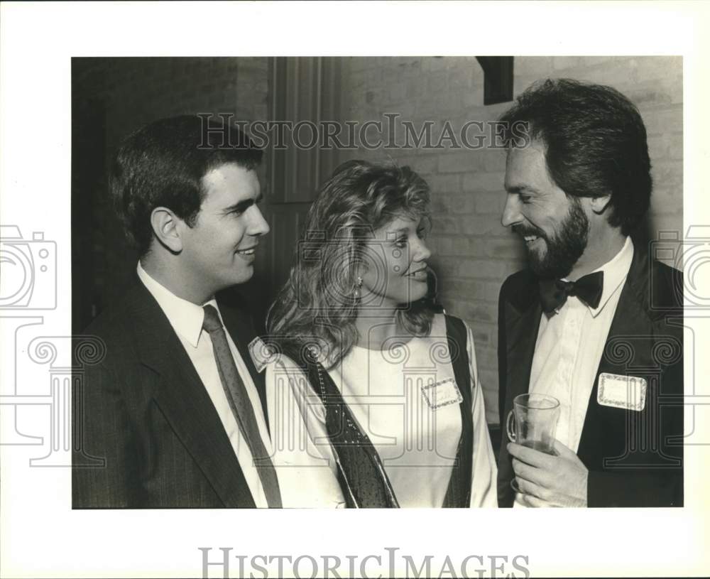 1986 Steve Kraemer and guests of Allegro Party at Crockett Hotel-Historic Images