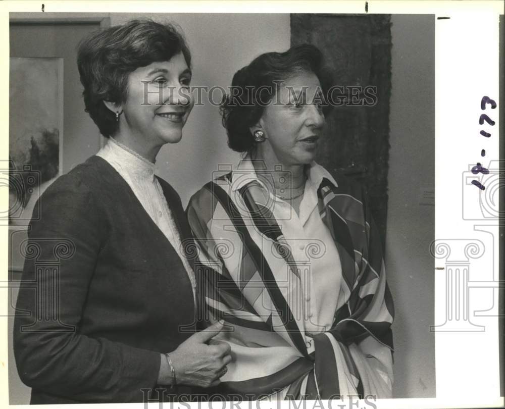 1985 Women artists at The Women's Caucus for the Arts-Historic Images