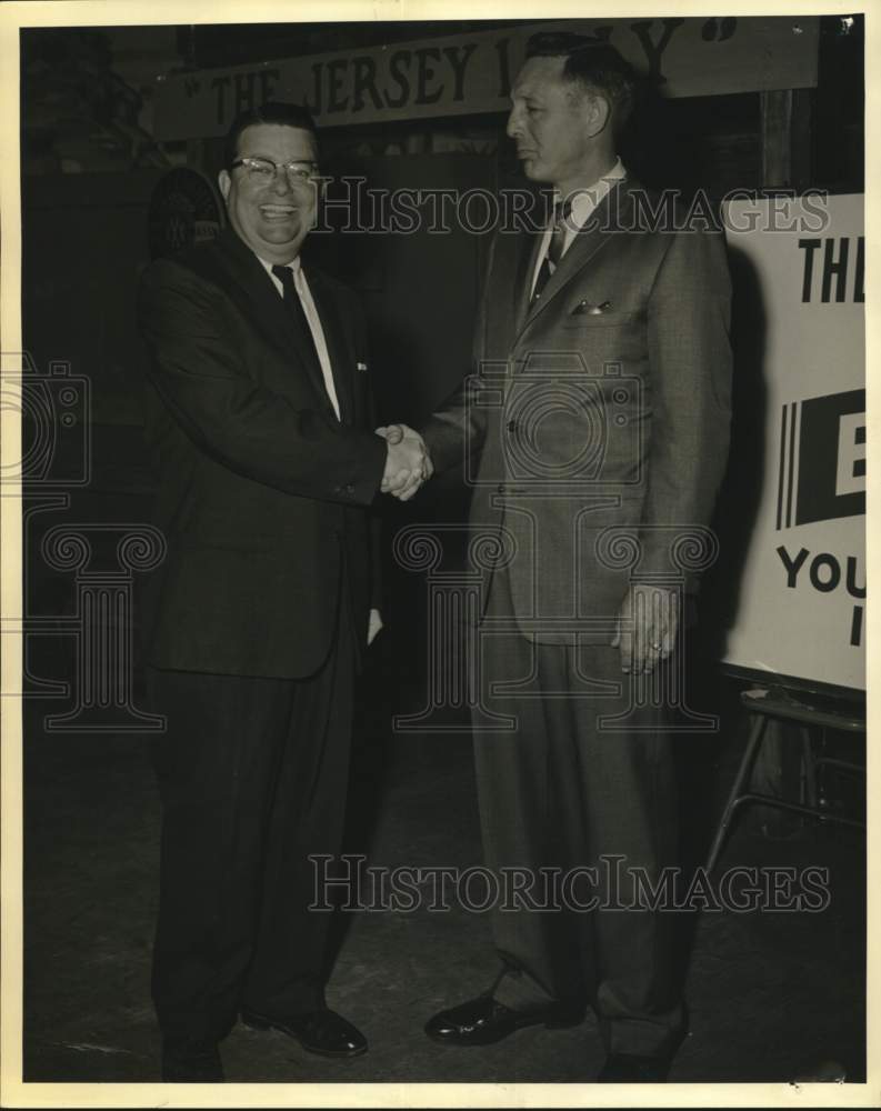 1960 Pearl Brewery&#39;s Jack Hollimon congratulates R.B. &quot;Doc&quot; Tuggle.-Historic Images