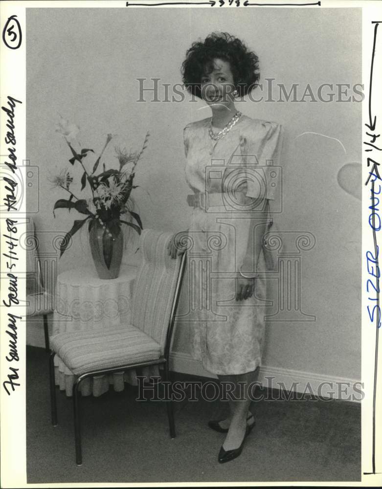 1989 Susan Howard Models The After Of Her Mother&#39;s Day Makeover-Historic Images