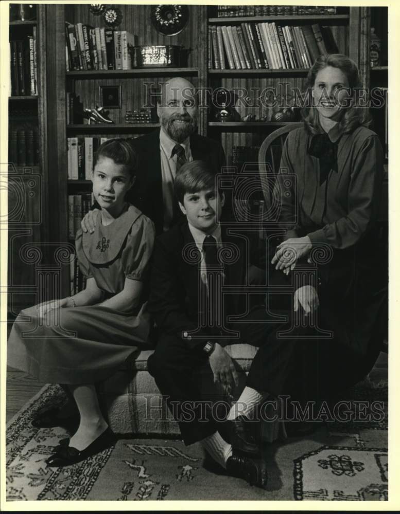 1986 Weir Labatt and family, Weir, Laura, Ameya and Thomas-Historic Images