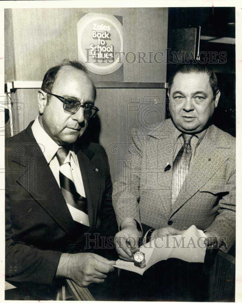 1972 Willie Kramer donating to Ely Bugmann of United Mission-Historic Images