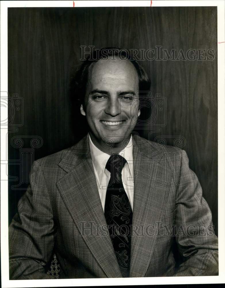 1975 George M. Kiolbassa, Mercantile Bank and Trust, Texas-Historic Images