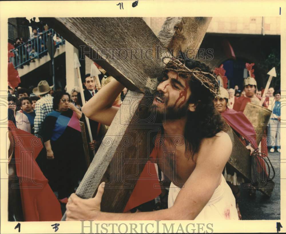 1990 Arturo Chavez as Christ during Way of the Cross re-enactment-Historic Images