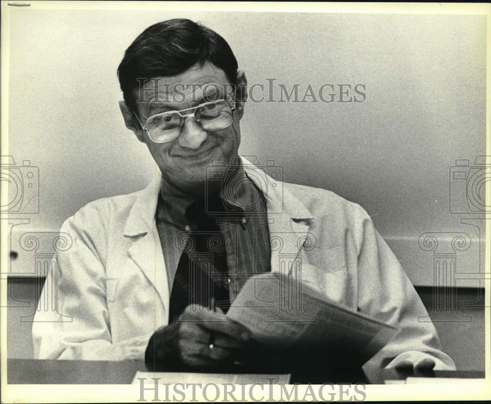 1984 Dr. Kniker, UT Med School, Texas-Historic Images