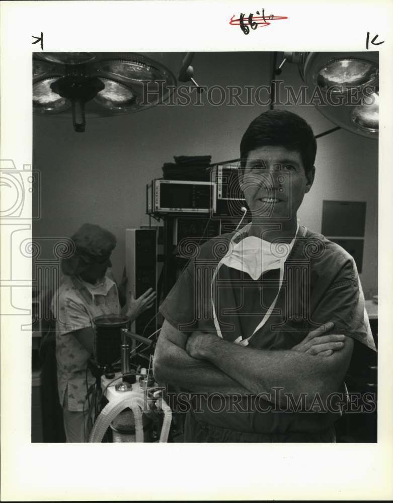 1993 Plastic &amp; reconstructive surgeon Dr. David McInnis-Historic Images