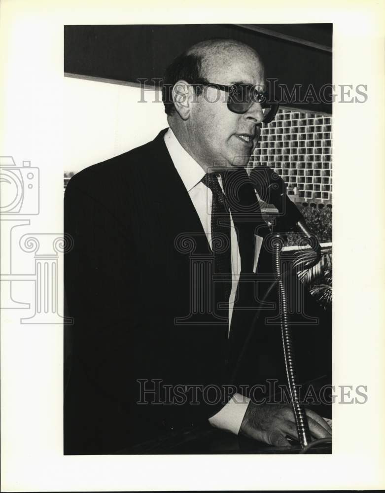 1986 Joske's of Texas president Robert Mettler.-Historic Images