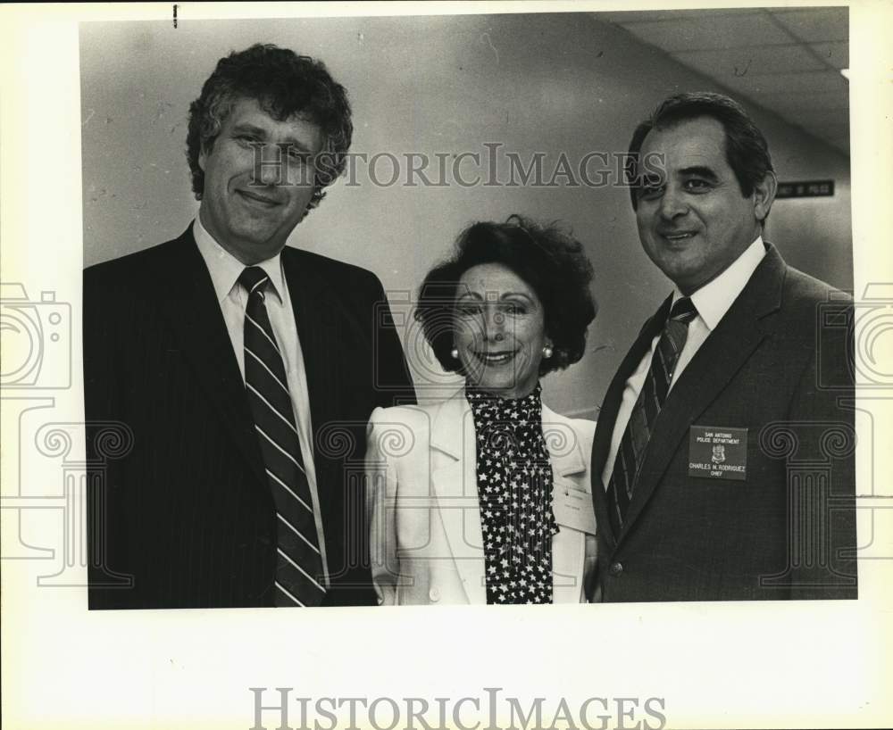 1986 Lutz Issleib, Iris Rubin and Chief Charles Rodriguez, Texas-Historic Images