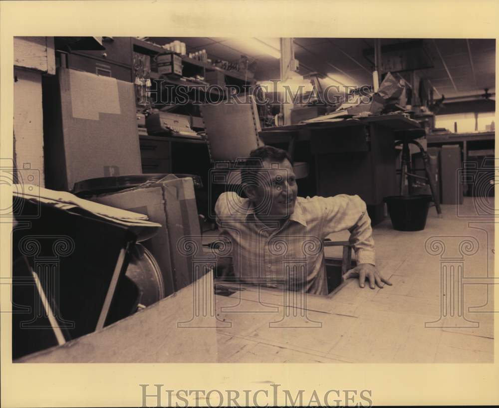 1993 Fletcher B. Kuhnel Jr., using floor for table-Historic Images