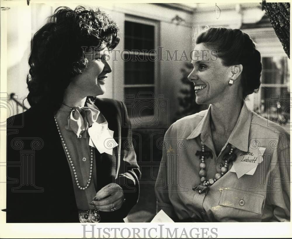 1986 Shirley Wills &amp; Laura Labatt, Bexar County Women&#39;s Center-Historic Images