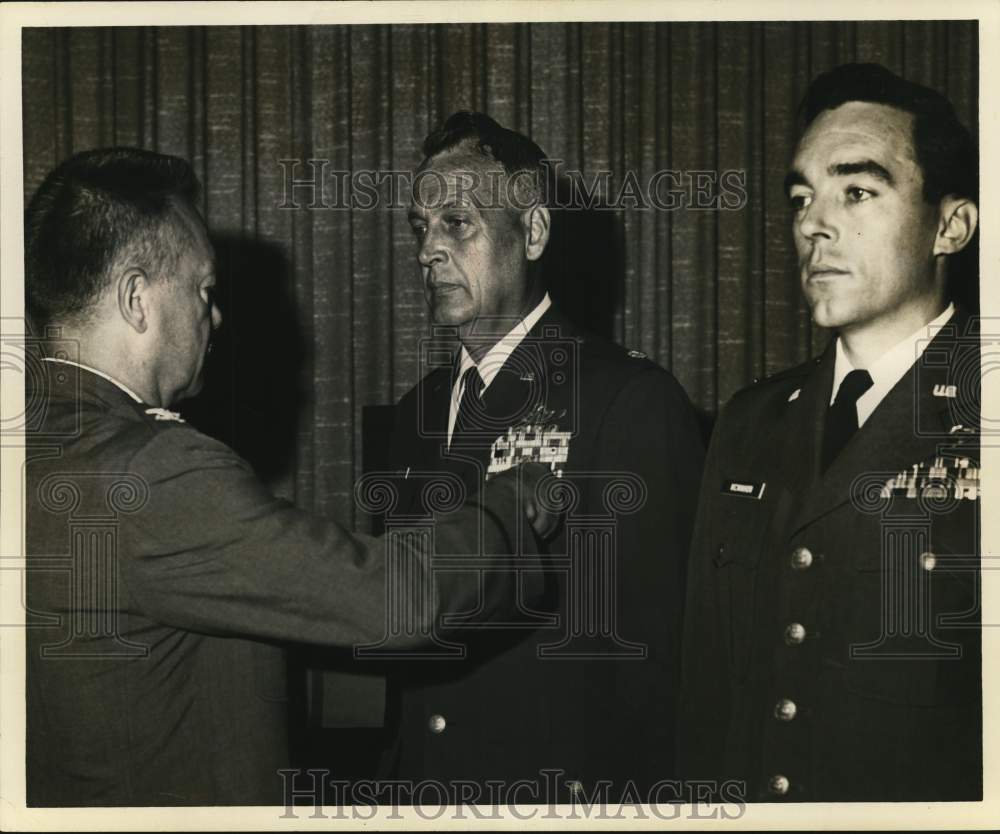 1969 Distinguished Flying Cross for Services in Vietnam awarding-Historic Images