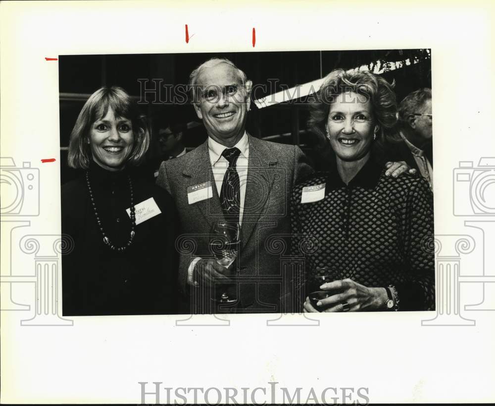 1987 Lea honoring school donors at Winston School-Historic Images