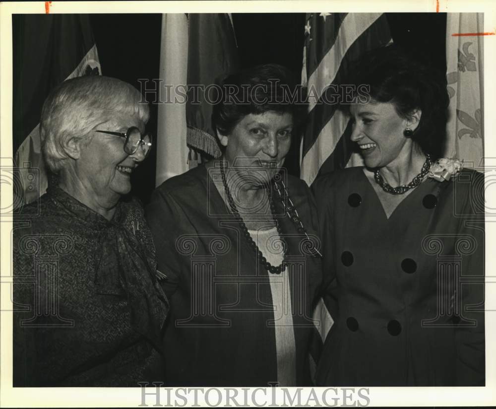 1986 Beadie McDonald, Margaret Jackson &amp; Linda Gale White-Historic Images