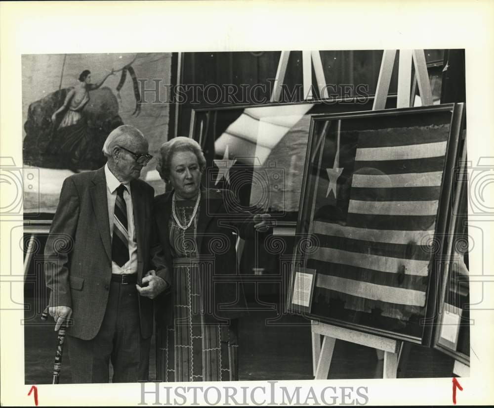 1985 Sealie and Auralia McCreless attend library flag donation event-Historic Images