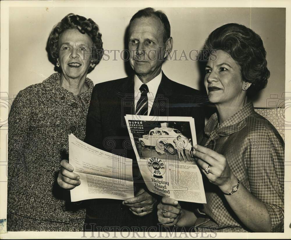 1986 Mrs. Forrest M. Smith, Sr., Dr. David McCullough &amp; Mrs. R. Ford-Historic Images