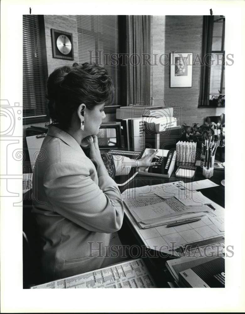 1990 Sylvia Martinez, Executive Secretary in her office-Historic Images