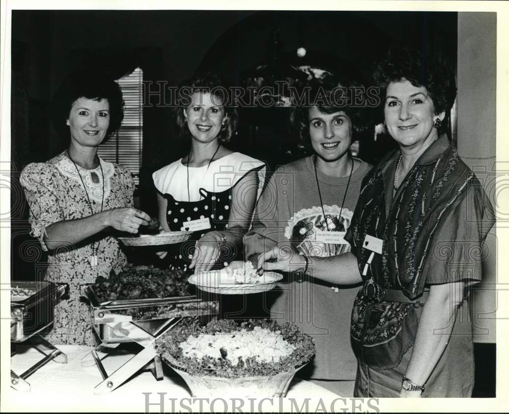 1988 Ann McAleer with other Junior Forum Gala Social committee women-Historic Images