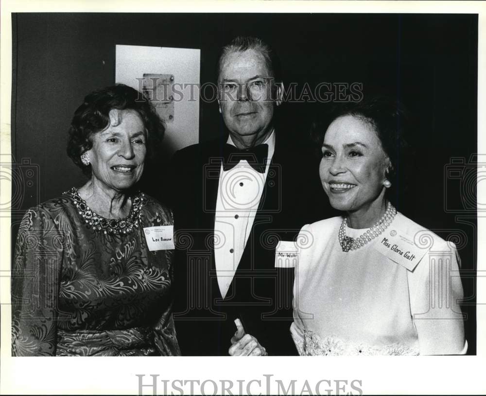 1988 Lee Morgan, Walter Mathis, Gloria Galt at UTSA Arts Building-Historic Images