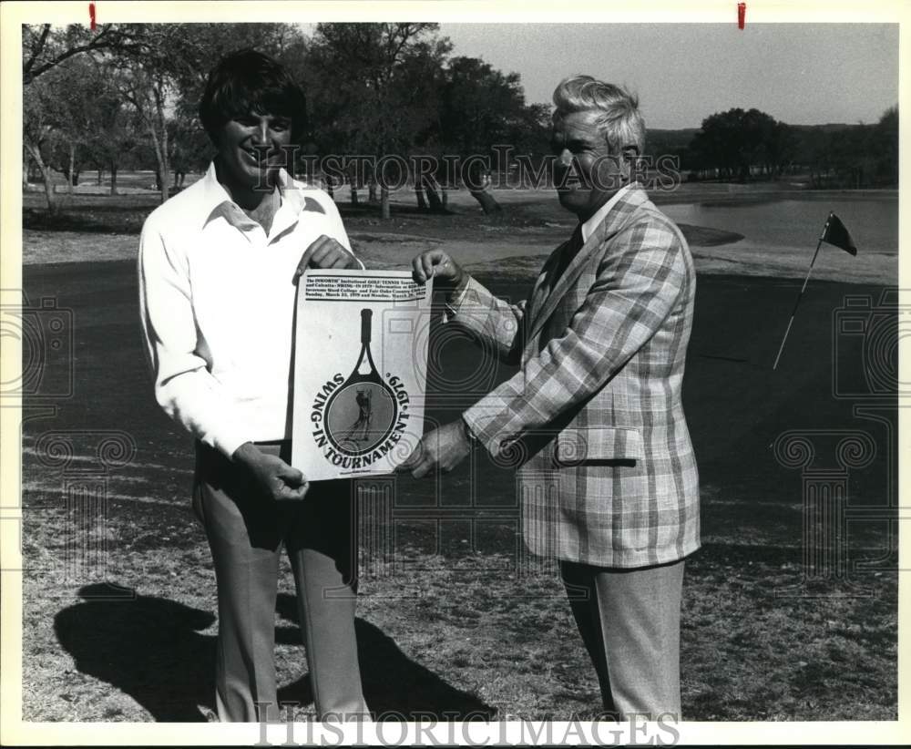 1979 Mike Bowersock and Frank Manupelli show tennis tournament sign-Historic Images