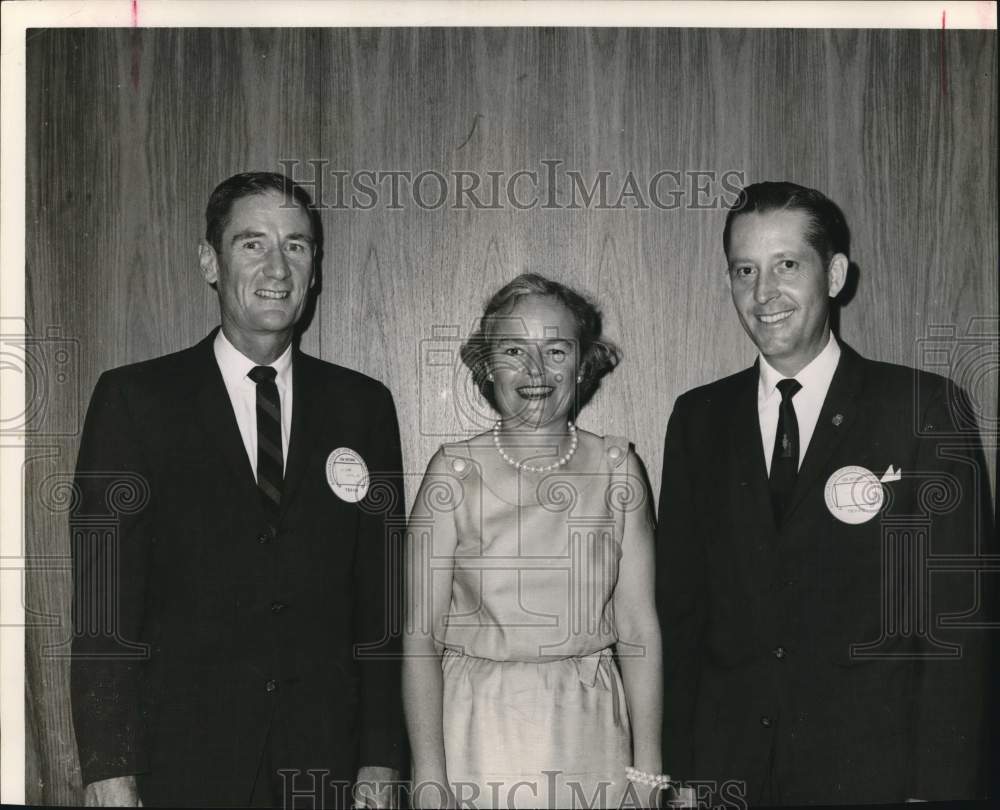 1962 John A. Lippke, Mr. & Mrs. William G. Noble-Historic Images