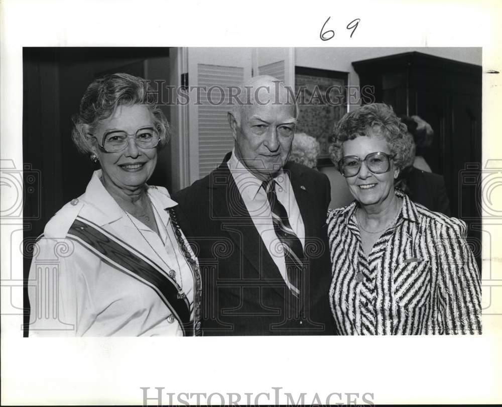 1987 Reception for Charles Long at Alamo-Historic Images