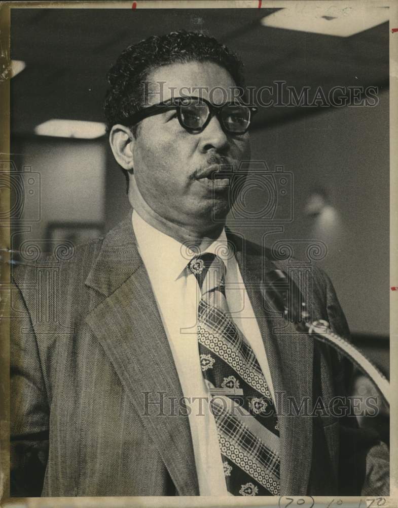 Press PhotoReverend Emerson Marcee, President- San Antonio NAACP at City Council-Historic Images