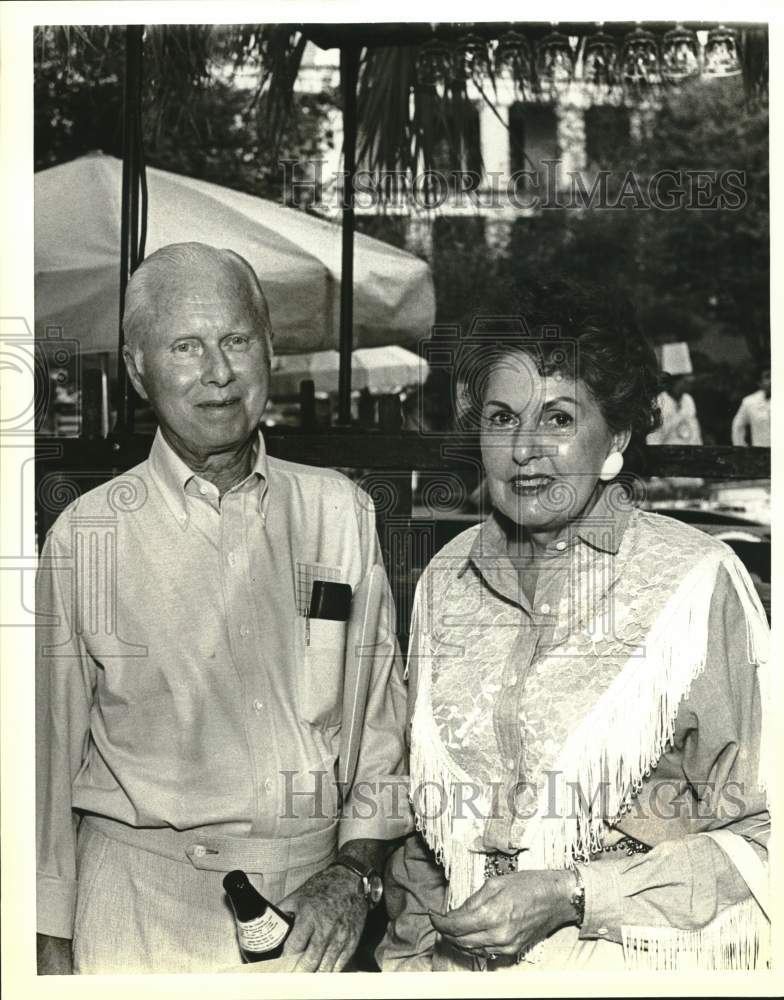 1988 Mac and Jean McEachern attend Reception and Sale-Historic Images