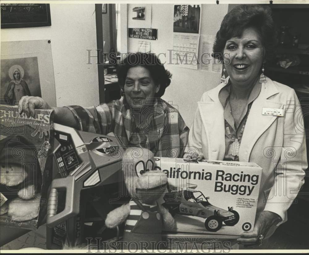 1985 Rose Walton &amp; Ruth Maal sorting toys for Helping Hands Program-Historic Images